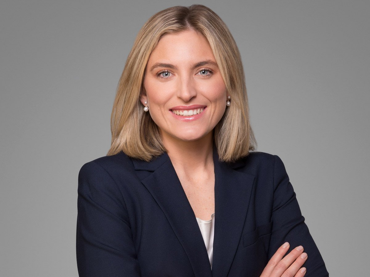 Female_lawyer_professional_studio_portrait_nyc