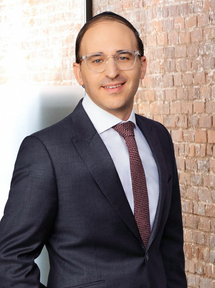 Corporate headshot of a male attorney in Downtown NYC